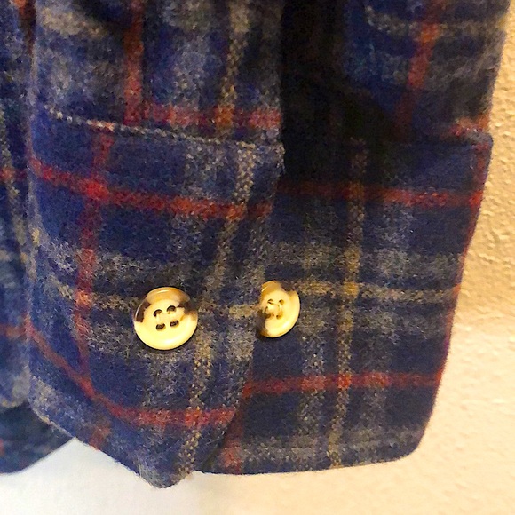 VINTAGE 1970’s Wool Men’s Button-Down - Picture 2 of 8